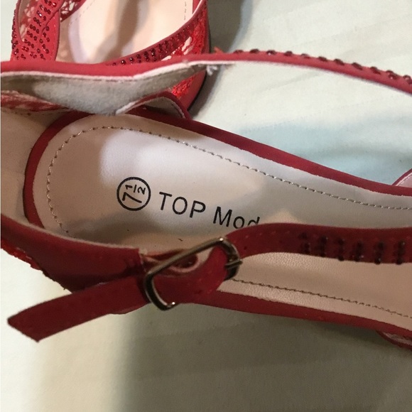 Top Moda Red Lace Platform Heels Rhinestone Embellishments - Picture 8 of 13